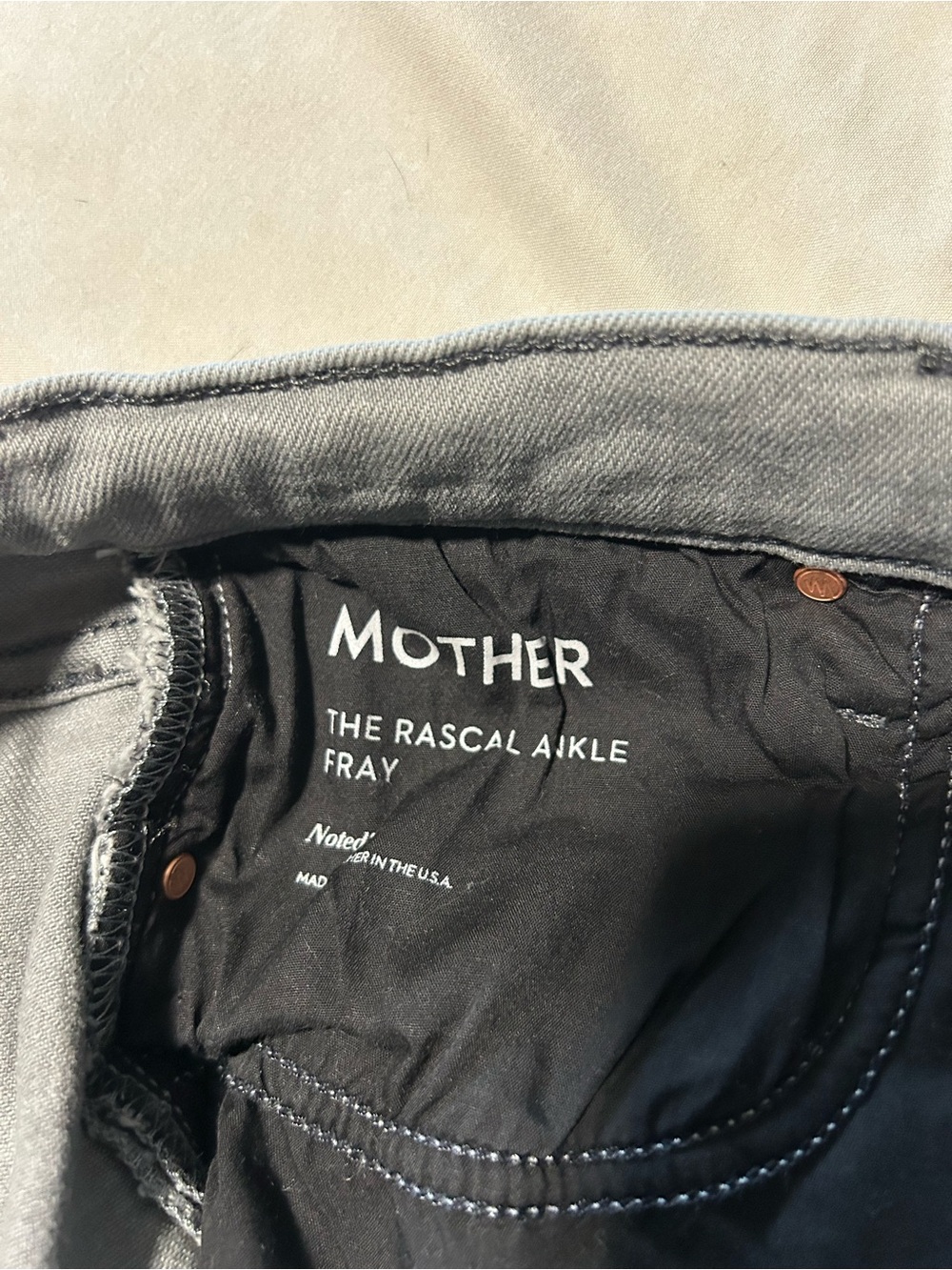 MOTHER The Rascal Ankle Fray Jeans - Picture 5 of 7